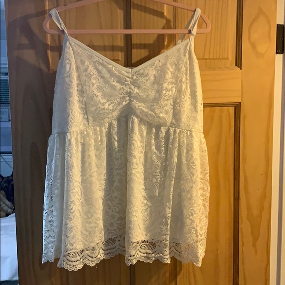 Women’s white tank top - Picture 1 of 2